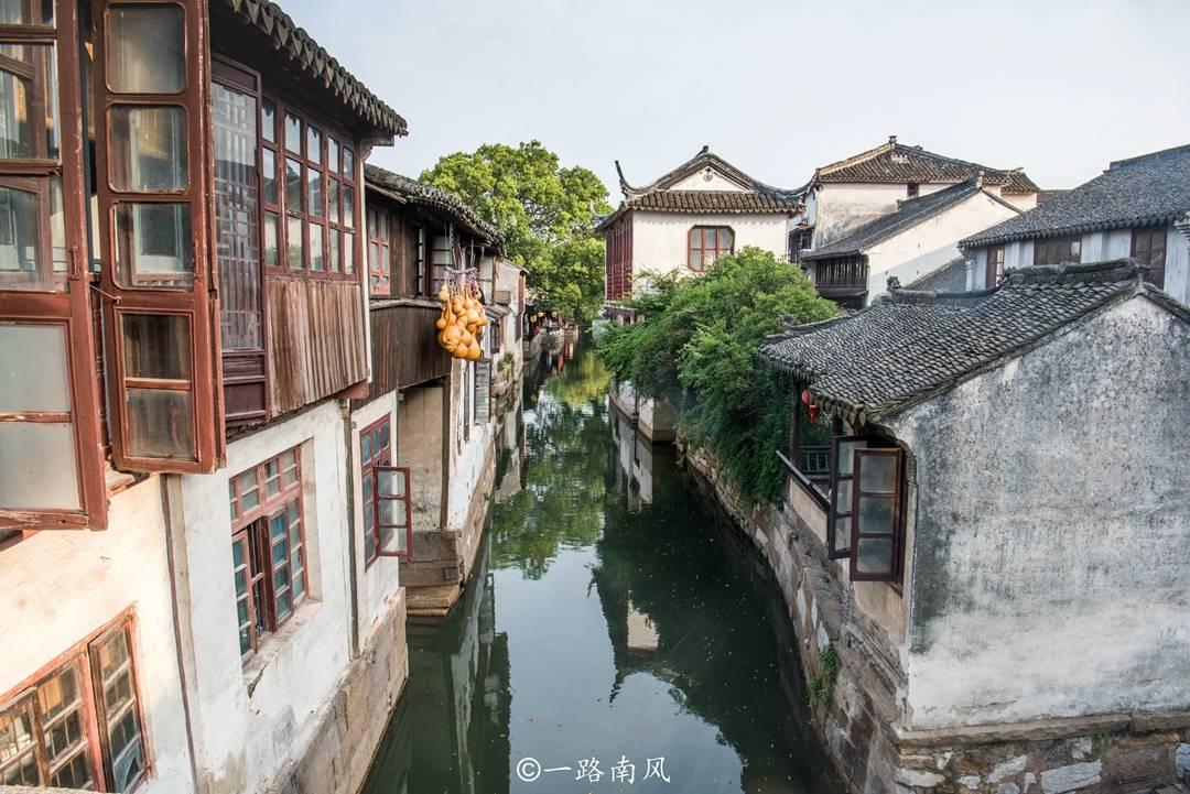 “全国商业服务业技术能手”获得者、宝山技校刘海明老师专访